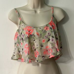 A+ Ellen flowy summer crop top floral pattern size small